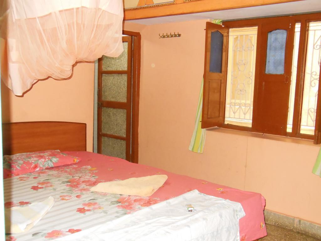 Rocky Guesthouse Hampi Room photo